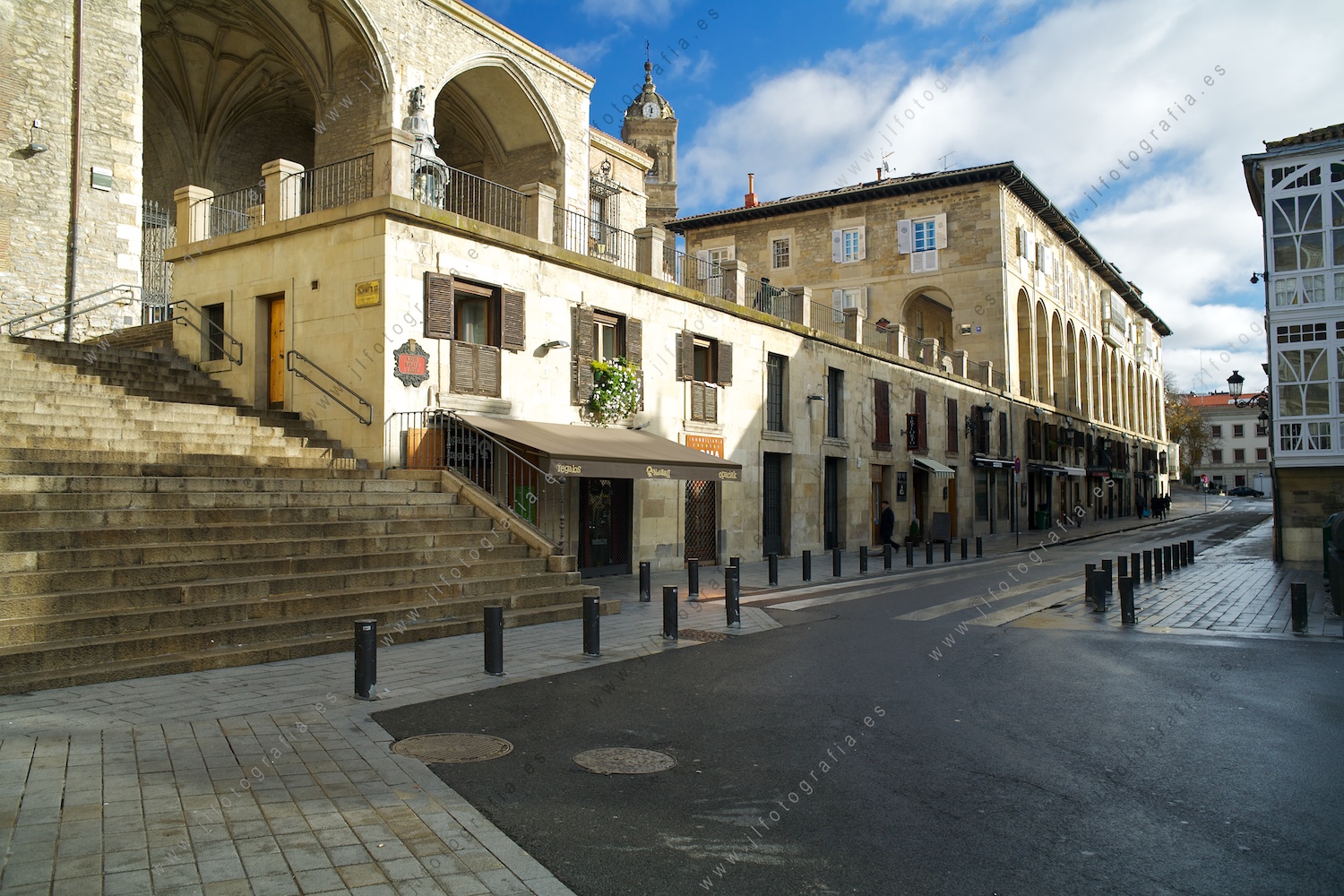 Plaza de la Virgen Blanca
