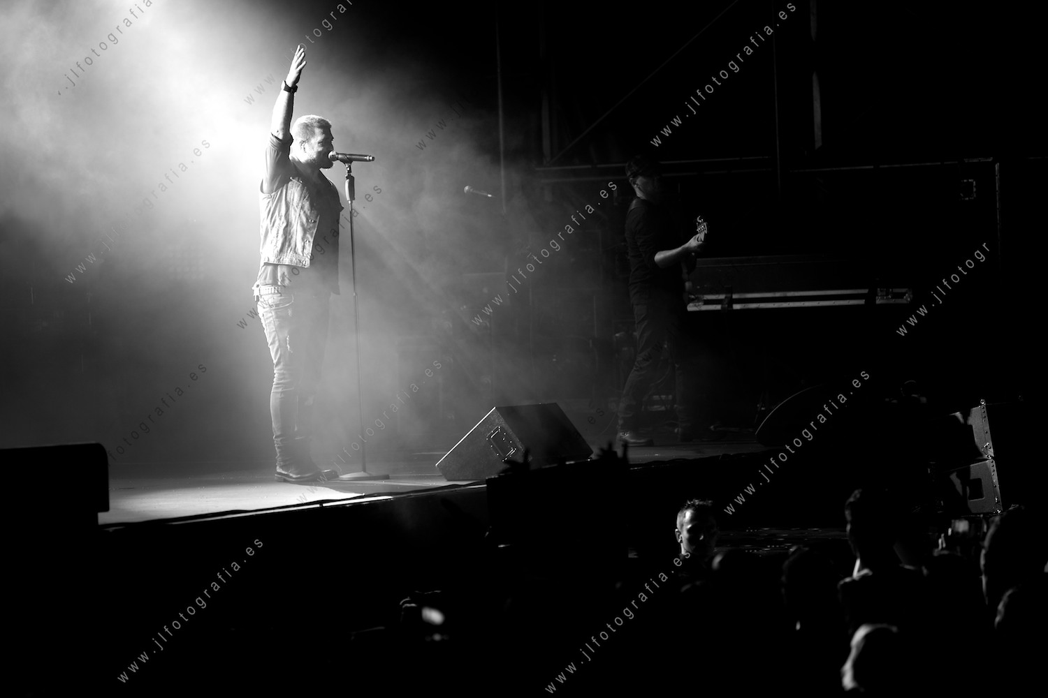 Antonio Orozco en el concierto de las fiestas de Barakaldo en la Herriko Plaza