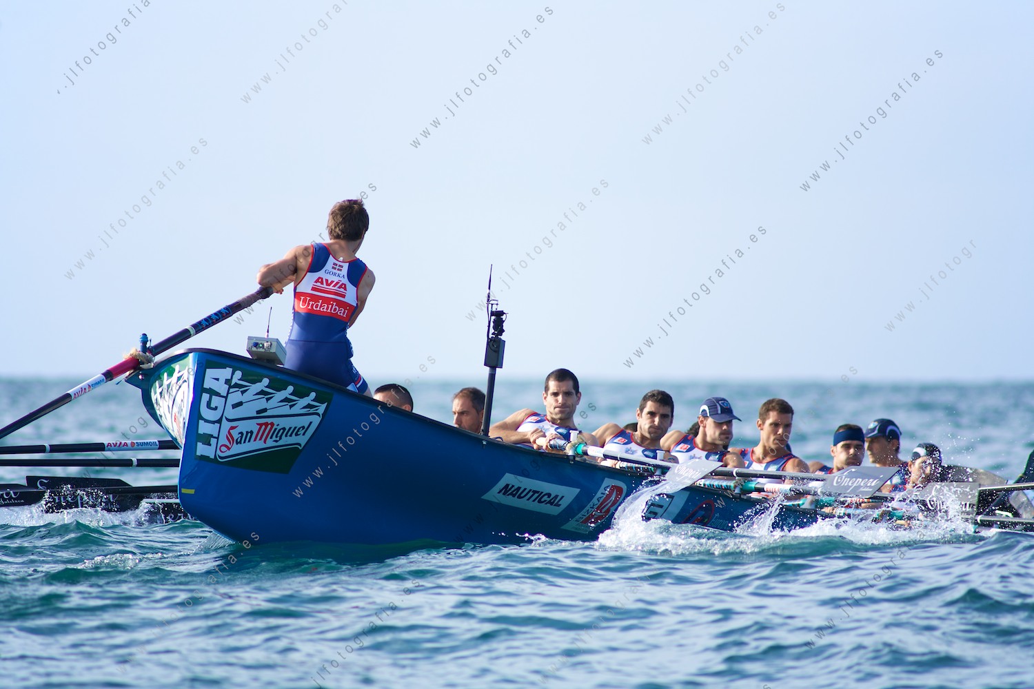 Aceleración de Urdaibai en la salida de la crono
