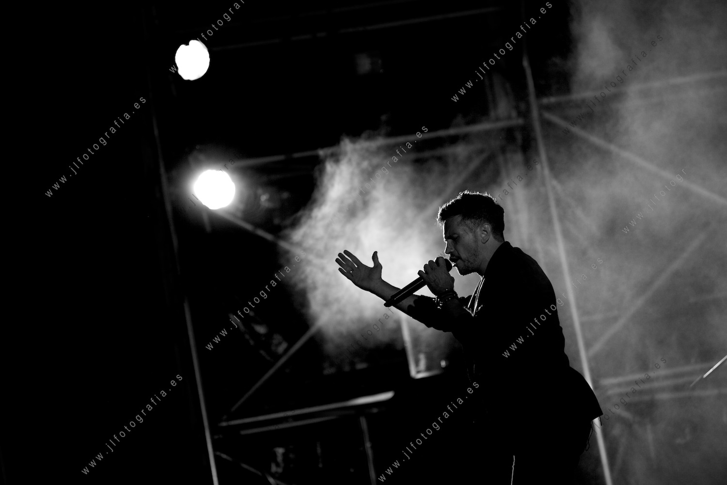 Concierto de David de María en la Herriko Plaza durante Fiestas de los Cármenes de Barakaldo.