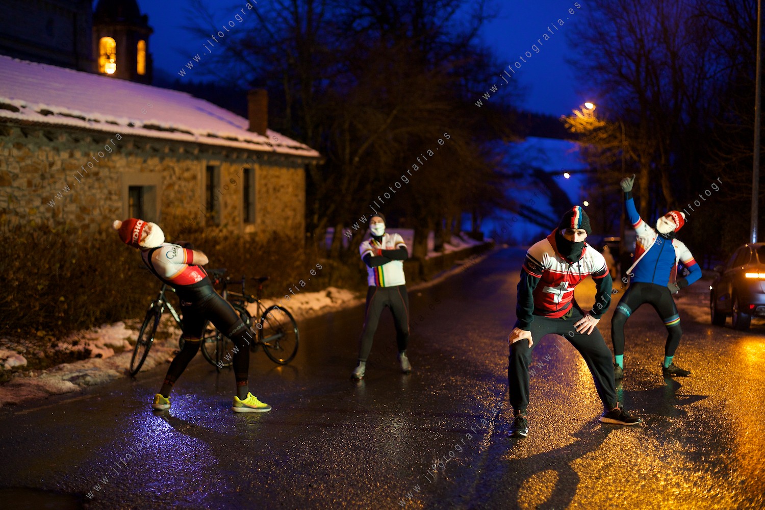 Baile de Mauri , el Turkiolo, para difundir el mensaje Dona médula, Dona vida.