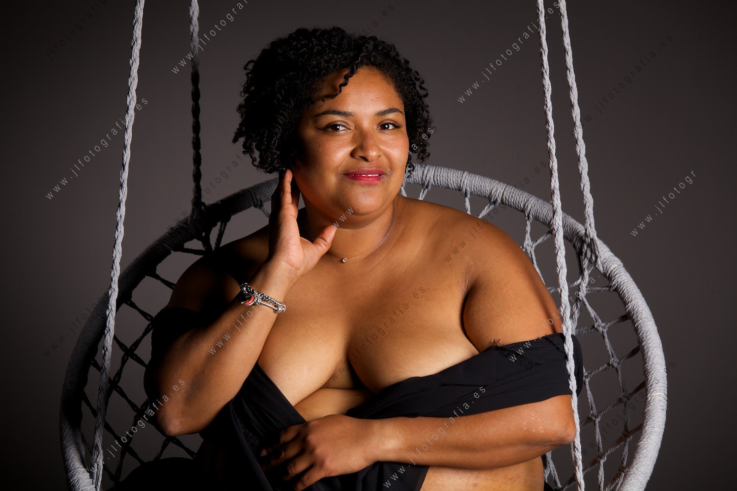 Fotografía de retrato de mi proyecto personal ,Nosotras Mujeres, retrato 02.