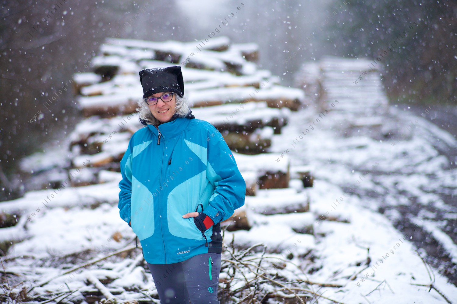 Nerea en Arrazola durante una nevada.